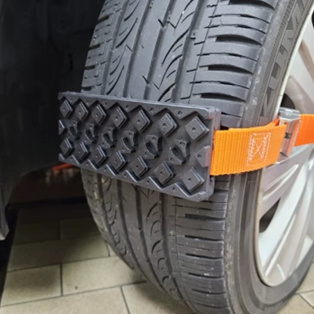 Emergency Snow Mud Sand Durable PU Anti-Skid for Snow Mud Ice 1 Pcs Car Tire Traction Blocks Tire Chain Straps